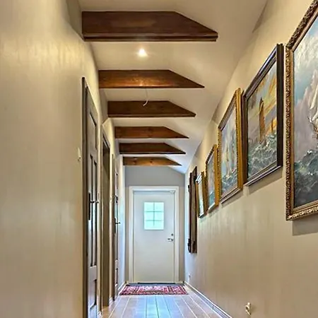 Lovely In With Sauna Apartamento