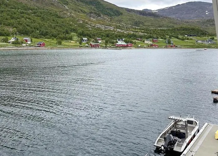 Lovely In With Sauna Apartamento Kvalsund